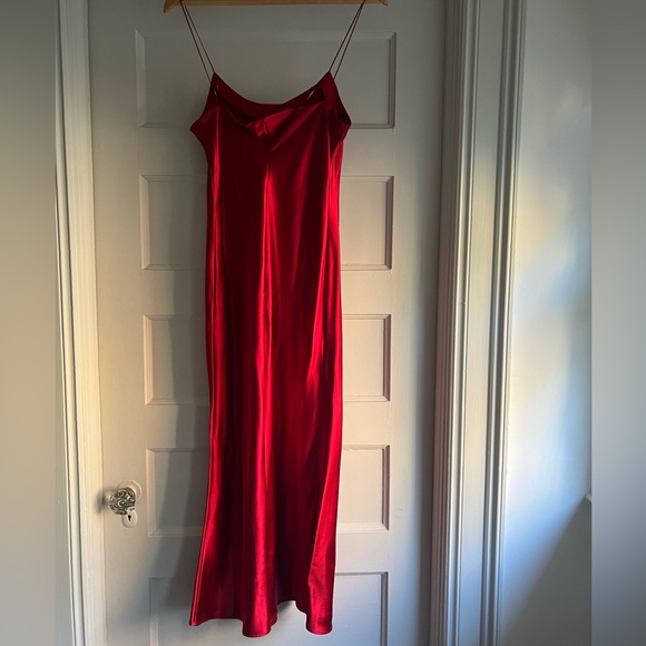 Beautiful Refine Carolyn dress - Picture 10 of 10